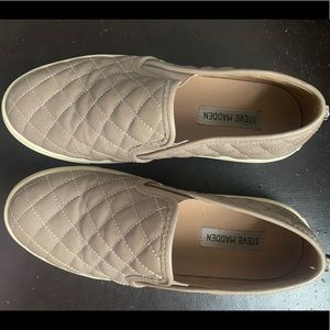 Steve Madden platform sneakers in grey/taupe